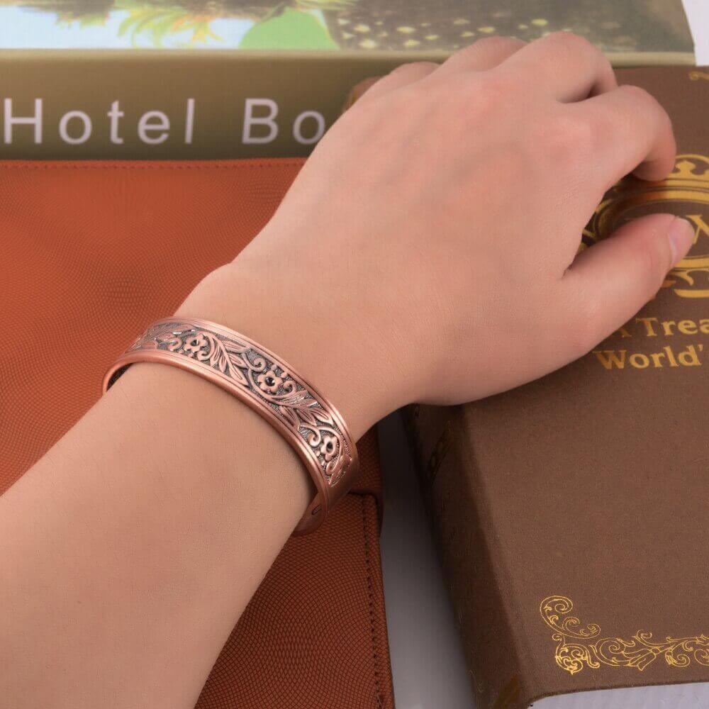 bracelet en cuivre magnetique pour femme