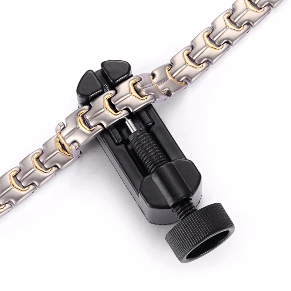 chasse goupille bracelet en action 2